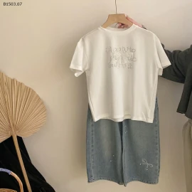 Set Áo Phông Trắng Mix Jean Ống Suông – Đơn Giản Mà Cá Tính -sỉ Áo : 131k           Quần : 212k