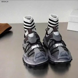 GIÀY THỂ THAO CÁ TÍNH -sỉ Sz 26-31 : 168k           Sz 32-37 : 178k 