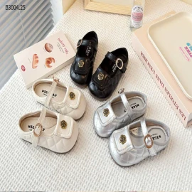 GIÀY HOA TRÀ CHO BÉ-sỉ Size 23-25 : 137k           Size 26-30 : 145k            Size 31-34 : 154k
