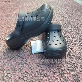 CROCS BAYA PLATFORM CLOG -sỉ 140k