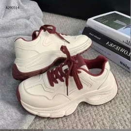 Đôi giày thể thao- sỉ 130k