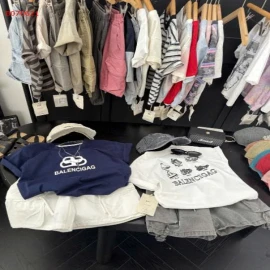 ÁO THUN BALENCIAG CHO BÉ YÊU  -sỉ 128k