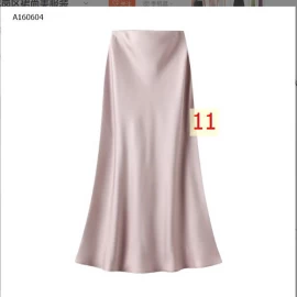 CHÂN VÁY LỤA SATIN ĐUÔI CÁ ANGLE - sỉ 152k