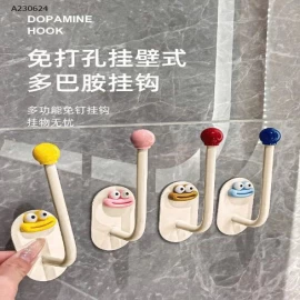 MÓC Dán trong bếp treo khăn lau tay, găng tay chống nóng, treo muôi treo dao- sỉ 33k/set 2c