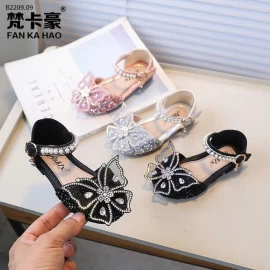 Giày công chúa Baotou đính bướm- sỉ giá  size 21-25 giá 129k size 26-35 giá 138k