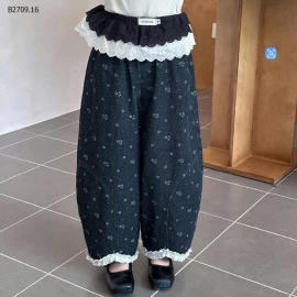 Quần  jean phối ren chấm bi ambb-Giá sỉ  sz 90-150 :  179k sz 160 : 193k sz 170 : 208k