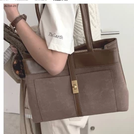 Chiếc túi của chị em công sở Đựng cả thế giới - sỉ 204k