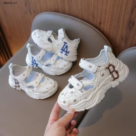 GIÀY THOÁNG KHÍ CHO BÉ-sỉ sz 22-26 : 170k            sz 27-31 : 180k           sz 32-36 : 190k 