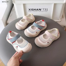 Sandal bé gái mùa hè – xinh xắn & năng động-sỉ Sz 21-25 : 155k           Sz 26-30 : 163k