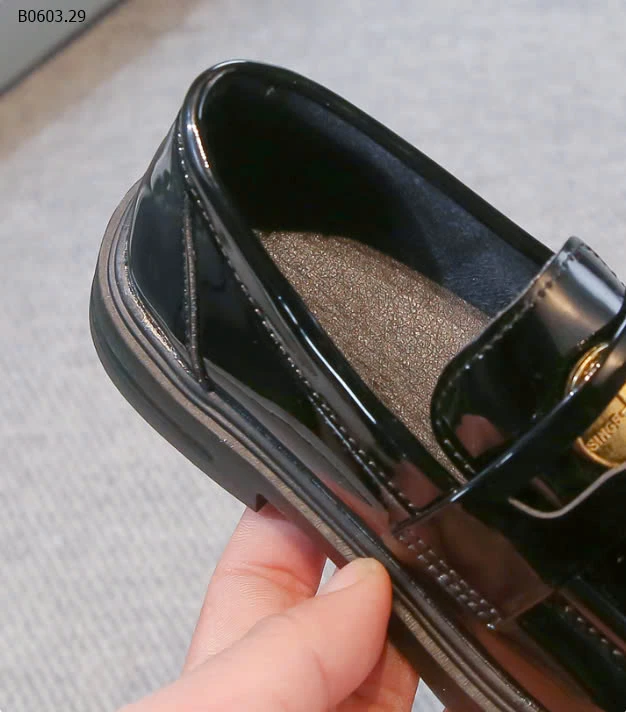 GIÀY MARRY JANE CHO BÉ -sỉ Sz 26-30 : 159k             Sz 31-36 : 169k