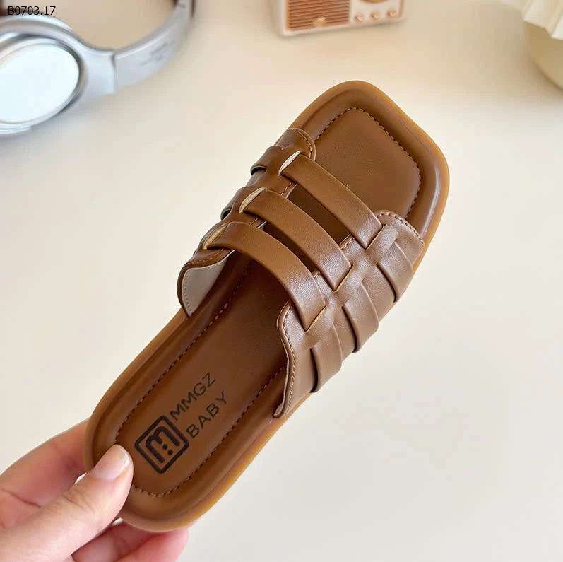 DÉP QUAI NGANG ĐẾ BẰNG-sỉ Sz 26-30 : 143k            Sz 31-36 : 153k 