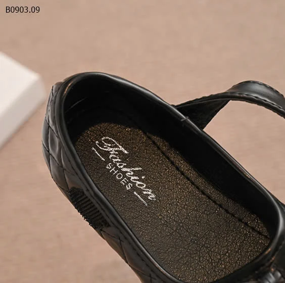 GIÀY BÚP BÊ TRẦN TRÁM THÊU NƠ-sỉ Sz 26-30 : 132k            Sz 31-36 : 142k