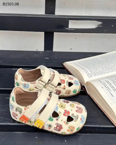 Giày quai dán họa tiết dễ thương -sỉ 135k