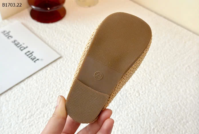 Sandal lưới cói quai chun -sỉ Sz 23-30 : 158k            Sz 31-36 : 165k 