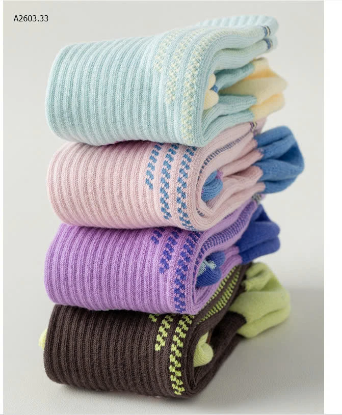 Tất dài thể thao-sỉ 95k/set 4 đôi mix màu