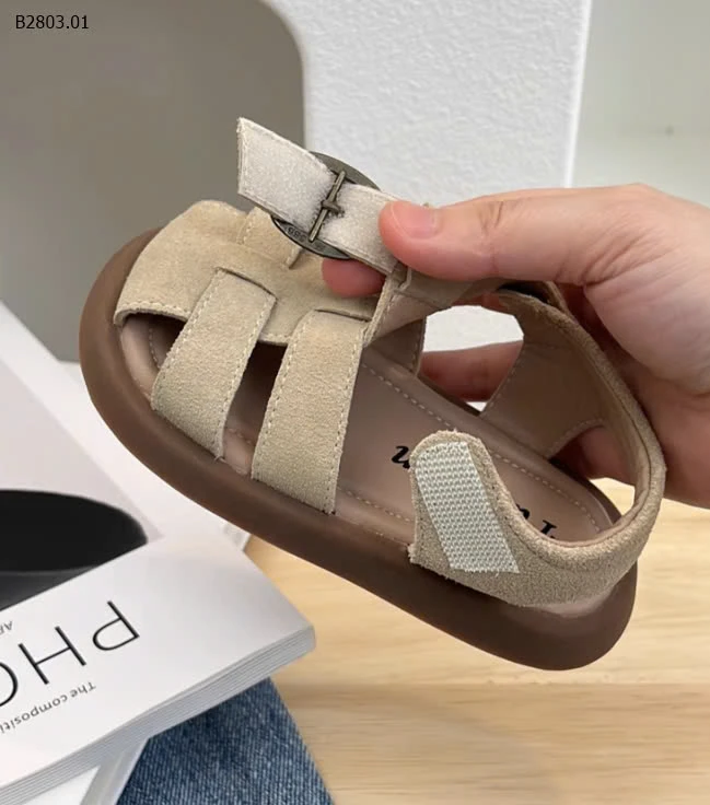 Sandal quai dán cho bé -sỉ Sz 21-25 : 143k          Sz 26-30 : 150k