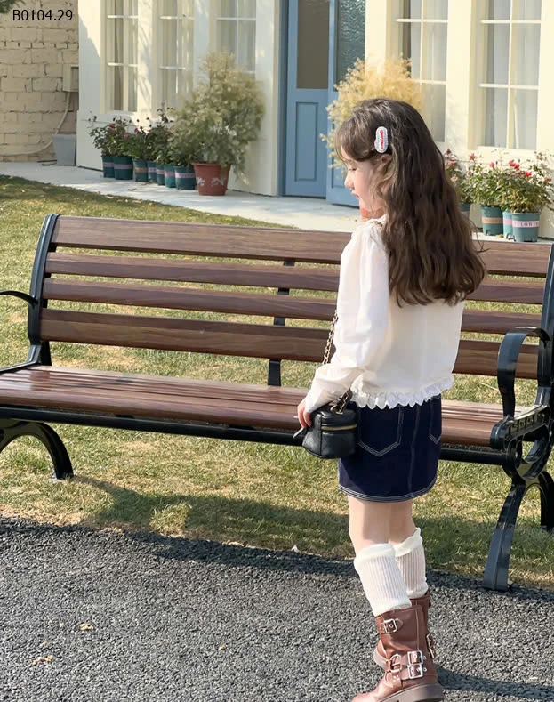 SƠ MI + Chân váy jean có quần-sỉ Áo : 155k           Chân váy : 145k