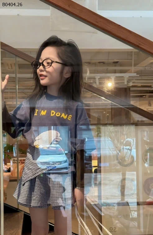 ÁO PHÔNG DONE MIX VÁY KẺ -sỉ Áo : 118k           Váy : 148k