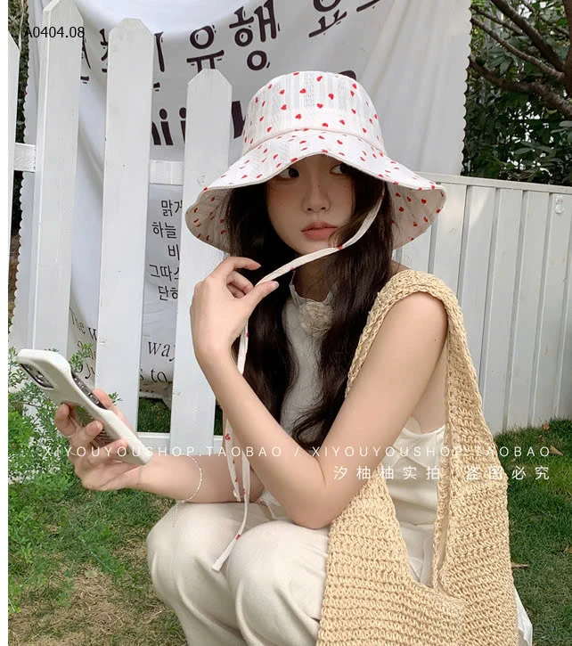 Mũ vải vành tròn chấm bi hàn quốc sỉ 103k