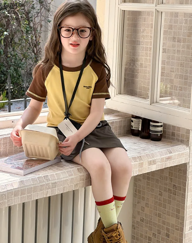 ÁO PHÔNG DÁNG CROPTOP TAY PHỐI MÀU AMBB-sỉ Sz 90-150 : 96k                 Sz 160 : 104k                 Sz 170 : 112k