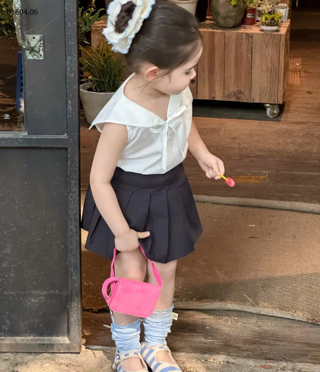 SET ÁO SÁT NÁCH MIX CHÂN VÁY XẾP LI CHO BÉ GÁI- sỉ 200k