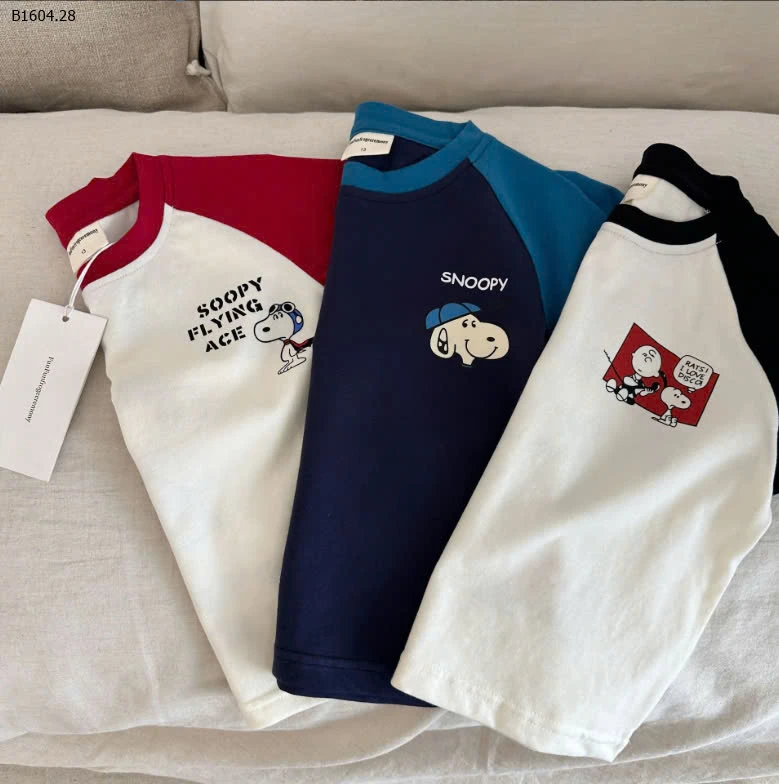 Set đồ snoopy cho bé -Giá sỉ như sau: áo: 113k  quần: 136k 