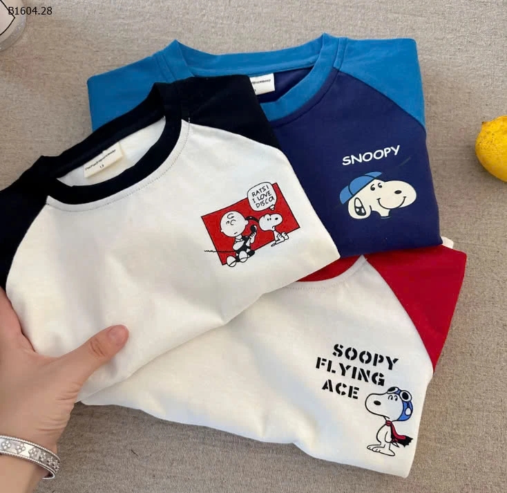 Set đồ snoopy cho bé -Giá sỉ như sau: áo: 113k  quần: 136k 