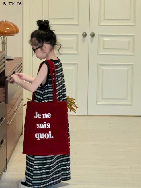 Váy suông kẻ dáng dài -Sỉ 175k