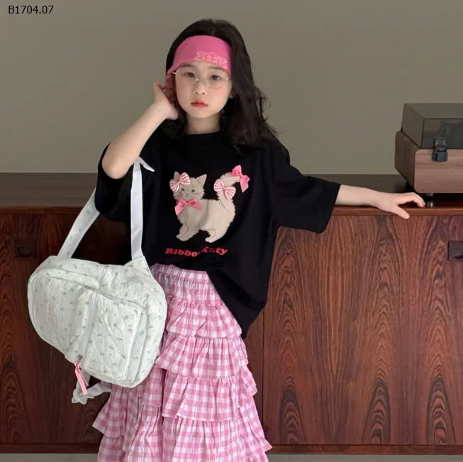 SET ÁO PHÔNG MÈO MIX CHÂN VÁY DÀI -Giá sỉ như sau: áo : 142k váy : 220k 