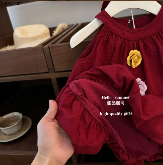 VÁY SÁT NÁCH, CỔ YẾM XINH CHO BG-sỉ 206k