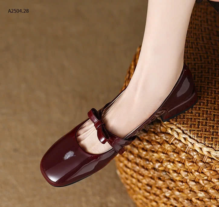 GIÀY DA BÓNG NỮ -sỉ 185k