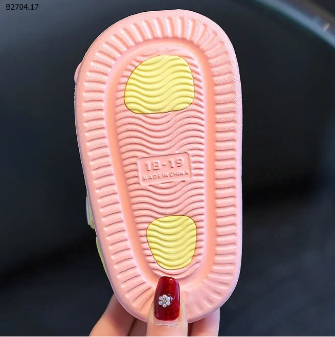SANDAL BÉ MẪU MỚI-sỉ 75k
