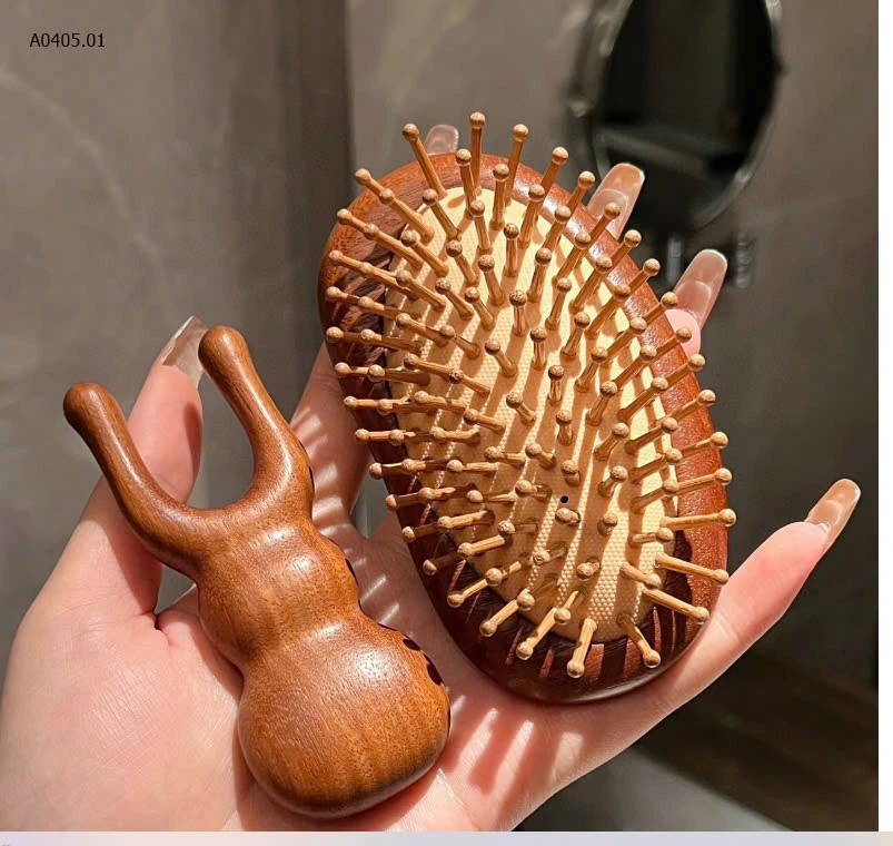 SET 2C MASSGAGE ĐẦU GỖ ĐÀN HƯƠNG-sỉ 95k/set 2c 