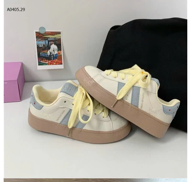 GIÀY THỂ THAO BUỘC DÂY PHỐI VẠCH NỮ-sỉ 147k