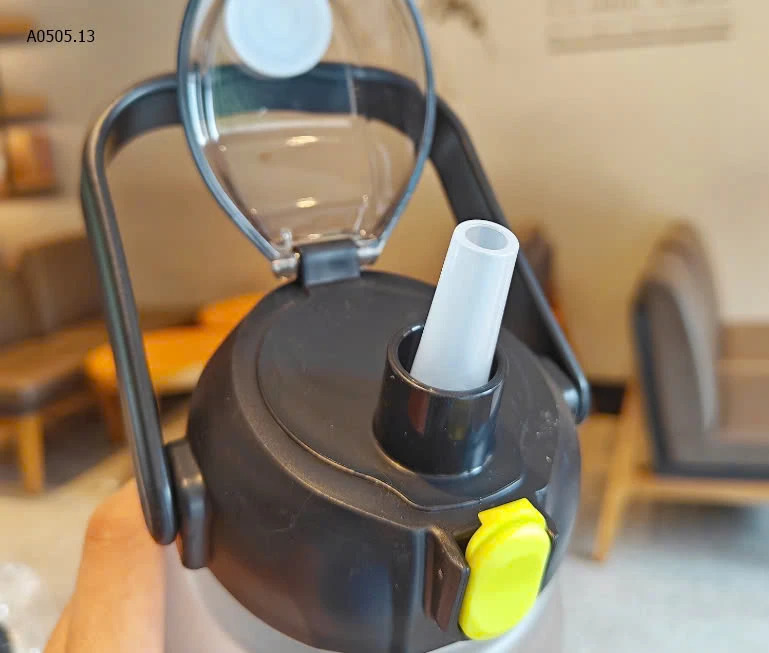 Bình Nước 2 Lít Bottle -sỉ 86k