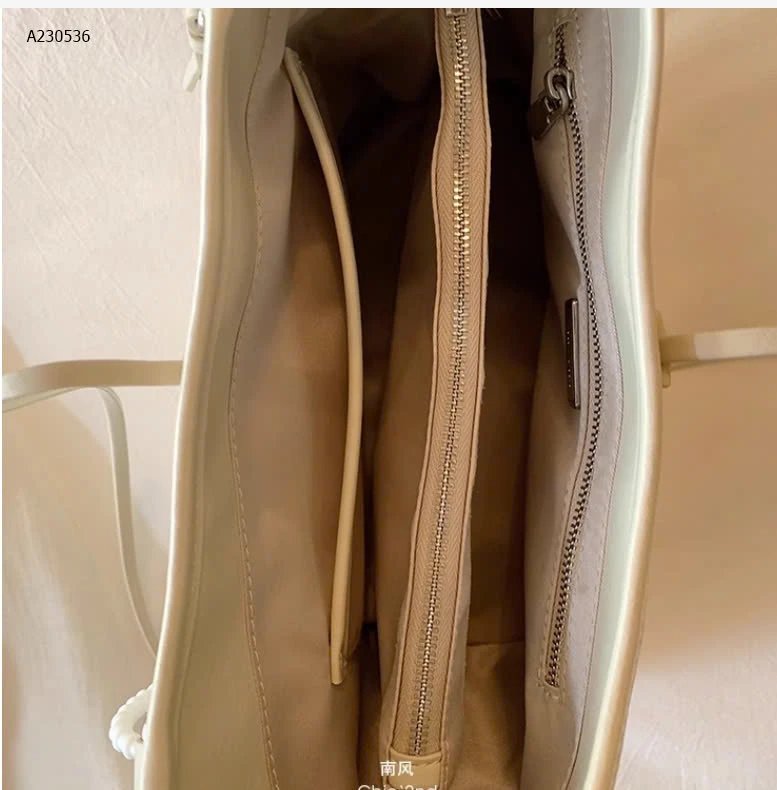 TÚI XÁCH DA CHI2ND- sỉ 227k