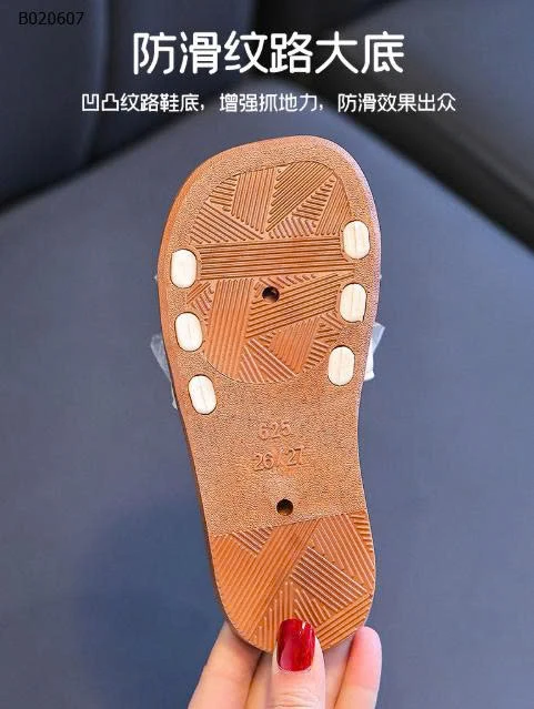 DÉP LÊ CHO BÉ GÁI ĐÍNH KIM TUYẾN HÌNH BƯỚM -sỉ 73k