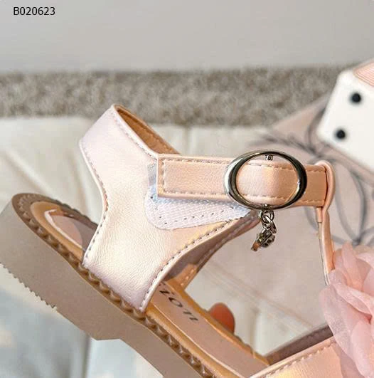 Sandal hoa trà quai dán cho bé YÊU -sỉ Sz 23-28 : 146k           Sz 29-34 : 153k