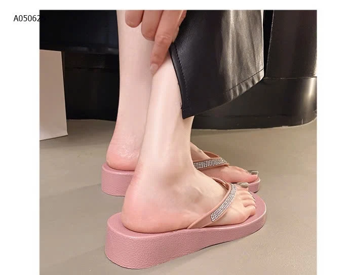 DÉP TÔNG XỎ NGÓN QUAI ĐÍNH ĐÁ NỮ- sỉ 62k