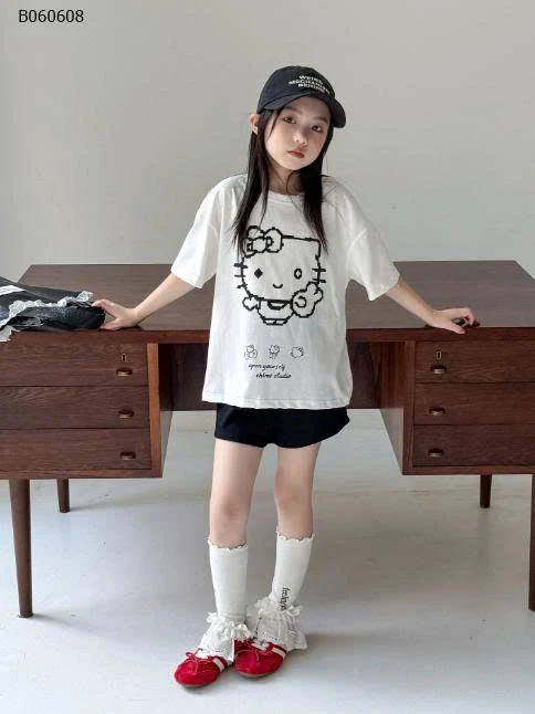 SET ÁO THUN + QUẦN SHORT HELLO KITTY BÉ GÁI - Sỉ giá áo=quần: 113k 