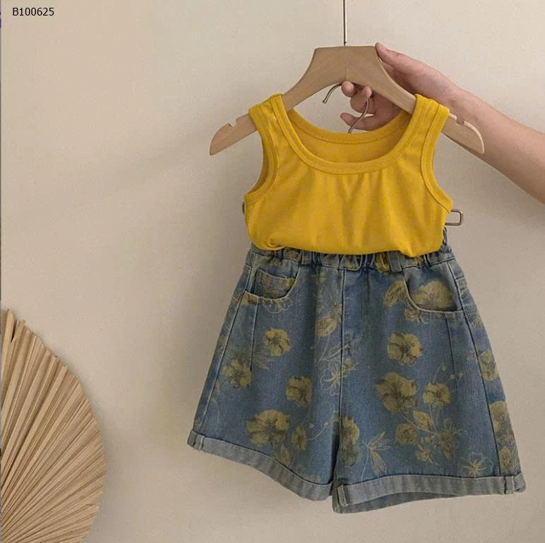 ÁO SÁT NÁCH - QUẦN SHORT - QUẦN YẾM HOA BÉ GÁI- sỉ Áo: 110k / Quần yếm: 200k/  Quần short: 161k 