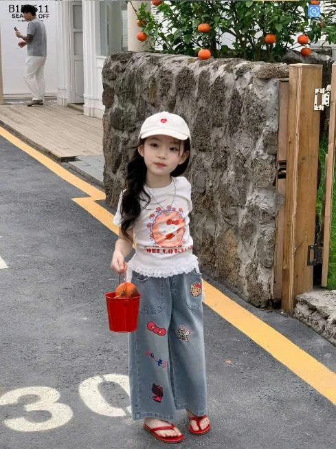 SET ÁO THUN KITTY MIX QUẦN JEAN HOẠT HÌNH BG-sỉ áo: 123k  quần: 177k 