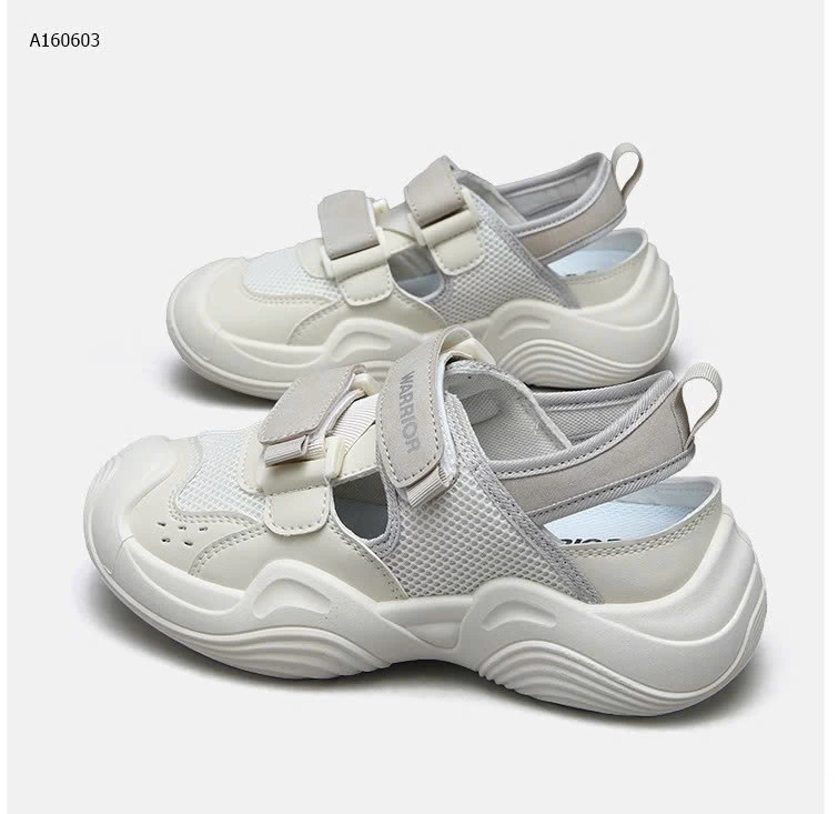 GIÀY THOÁNG KHÍ NỮ NHÀ WARRIOR - sỉ 256k