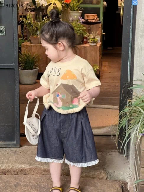 Set áo phông mix quần lửng viền ren cho bé -sỉ Áo : 117kk          Váy : 158k 