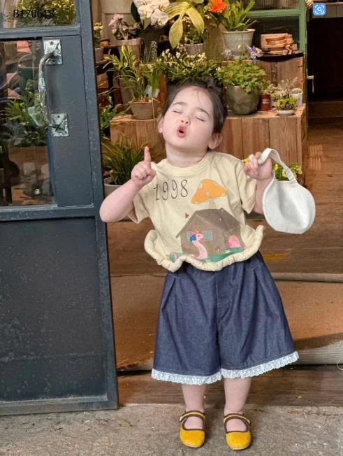 Set áo phông mix quần lửng viền ren cho bé -sỉ Áo : 117kk          Váy : 158k 