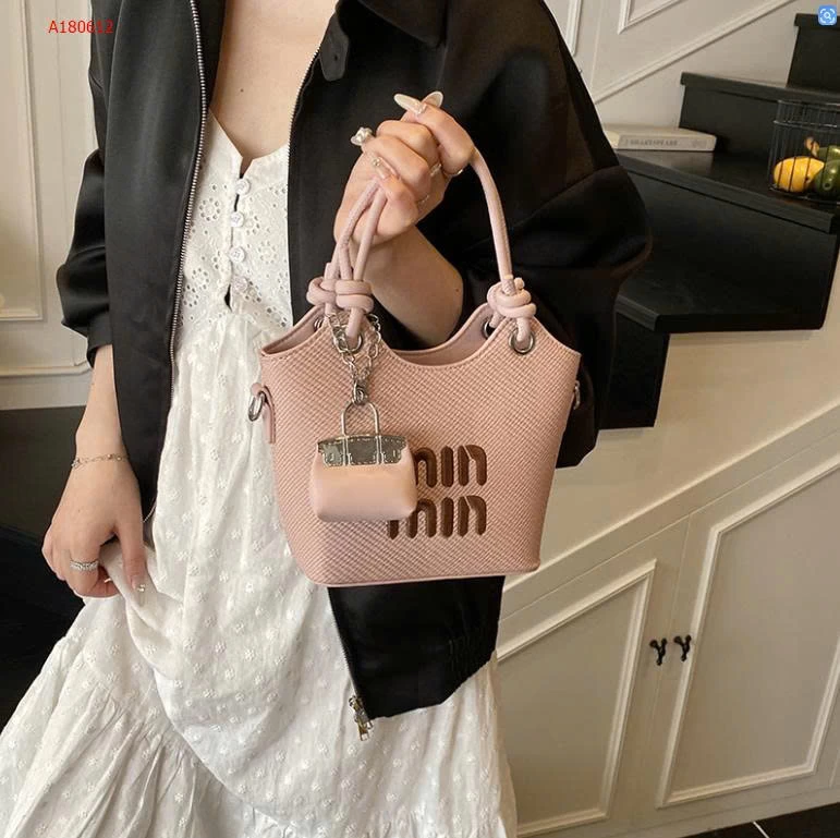 TÚI XÁCH THỜI TRANG MIN.MIN NỮ - sỉ 150k( k kèm móc khoá)