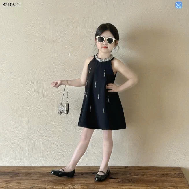 Váy đen cổ yếm kim cương cho bé gái-Sỉ 222K