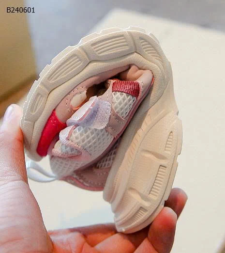 GIÀY SNEAKER CHO BÉ YÊU-Sỉ 95K