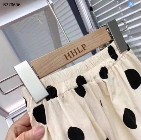  Bộ váy và quần cho bé gái-sỉ 65k/c