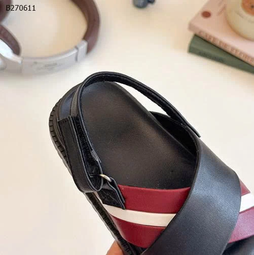 SANDAL QUAI CHÉO BT-Sỉ  sz 26-30: 138k  sz 31-35: 143k